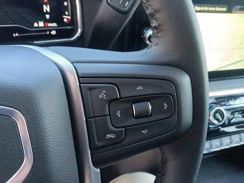 Used 2025 GMC Sierra 2500 Denali w/ Technology Package image 19