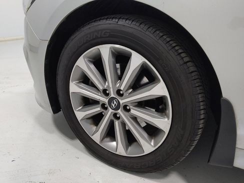 Used 2016 Hyundai Sonata Limited w/ Option Group 04 image 31