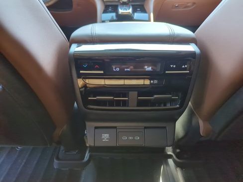 Used 2025 Acura MDX FWD w/ Technology Package image 24