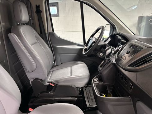 Used 2017 Ford Transit 250 130 Low Roof RWD image 14