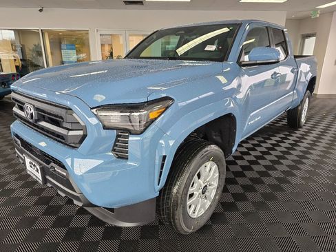 New 2026 Toyota Tacoma SR5 image 7