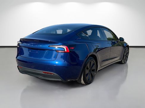 Used 2024 Tesla Model 3 Long Range AWD/4WD image 3