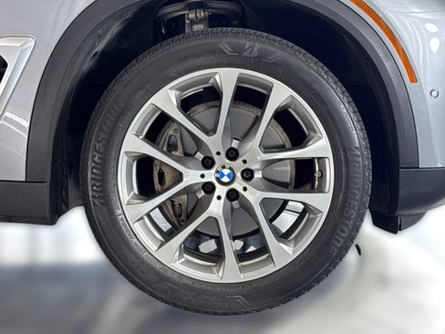Certified 2024 BMW X5 sDrive40i w/ Parking Assistance Package RWD image 13
