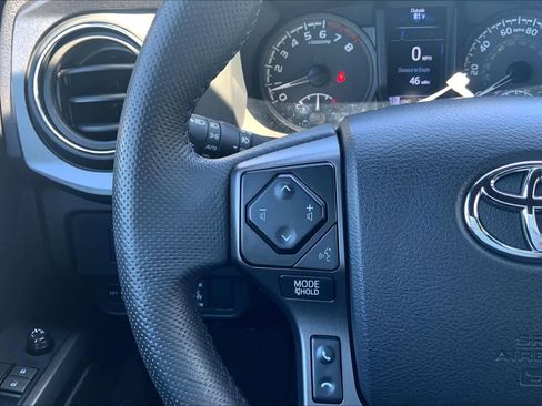 Used 2023 Toyota Tacoma TRD Off-Road image 23