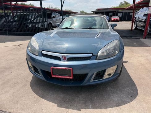 Used 2008 Saturn Sky Red Line RWD image 3