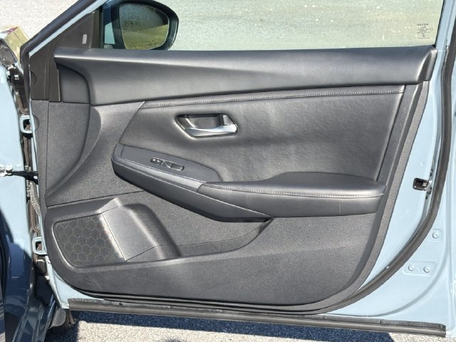 Certified 2024 Nissan Sentra SV FWD image 16