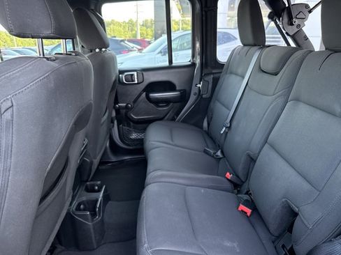Used 2023 Jeep Wrangler Unlimited Sport AWD/4WD image 6
