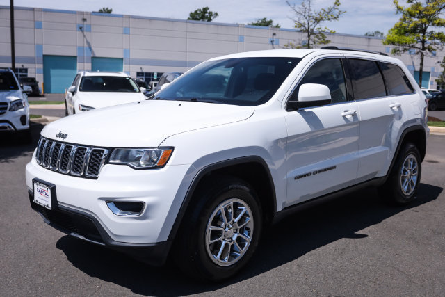 Used 2020 Jeep Grand Cherokee Laredo AWD/4WD image 5