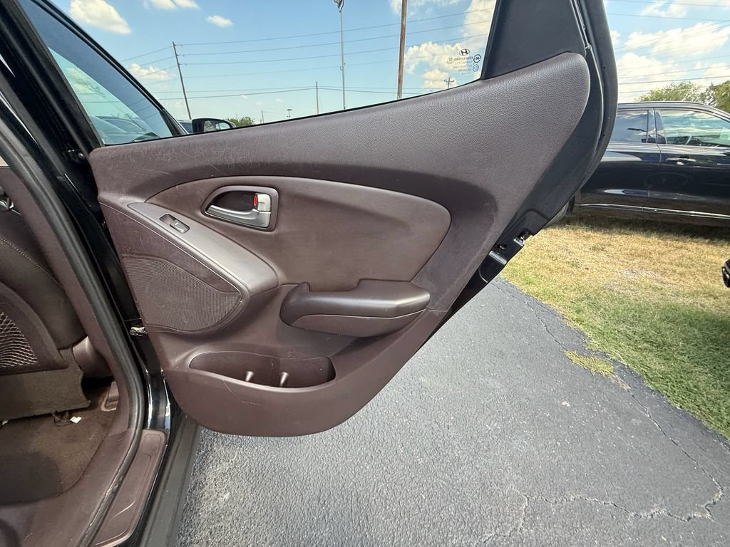 Used 2010 Hyundai Tucson GLS w/ Popular Equipment Pkg 2 FWD image 18