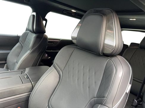 Used 2025 INFINITI QX80 Autograph AWD/4WD image 27