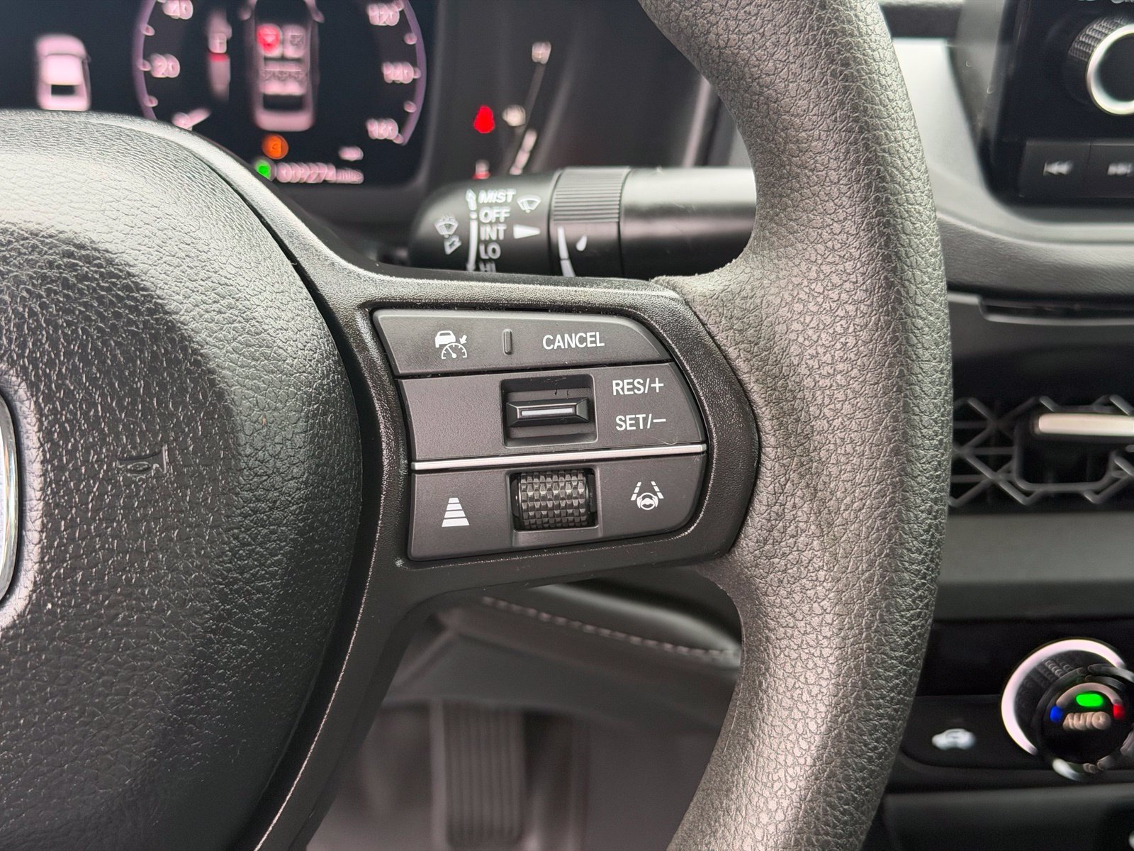 Used 2025 Honda Accord SE image 18