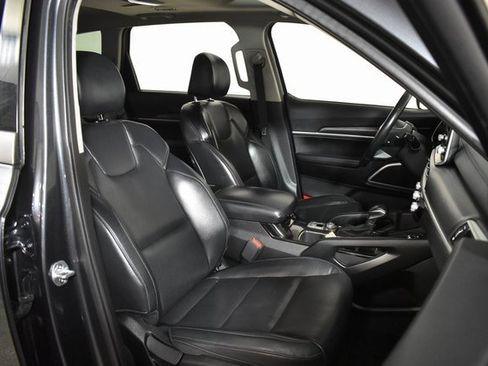 Used 2020 Kia Telluride S w/ S 8 Passenger Seating Package image 39