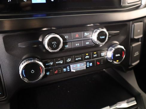 Used 2026 Ford F250 Lariat w/ Chrome Package image 8