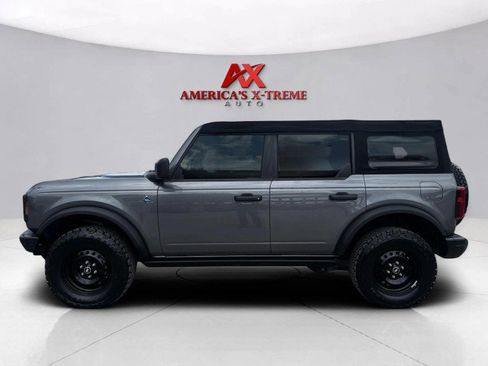 Used 2023 Ford Bronco Black Diamond image 2