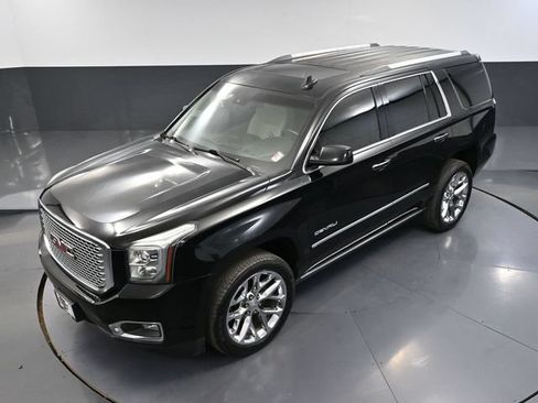 Used 2015 GMC Yukon Denali w/ Premium Package AWD/4WD image 70