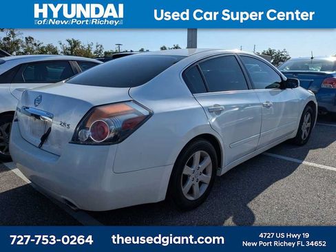 Used 2012 Nissan Altima 2.5 S FWD image 2