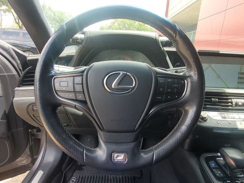 Used 2018 Lexus LS 500 F Sport w/ Performance Package RWD image 13