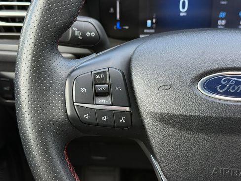 Used 2024 Ford Escape ST-Line FWD image 18