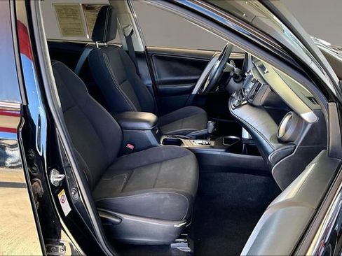 Used 2018 Toyota RAV4 XLE w/ Plus Extra Value Package image 25