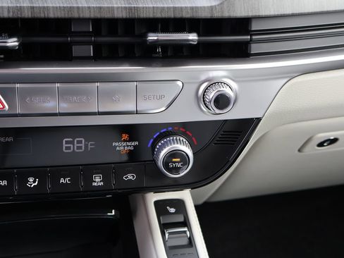 New 2025 Kia Telluride EX image 31