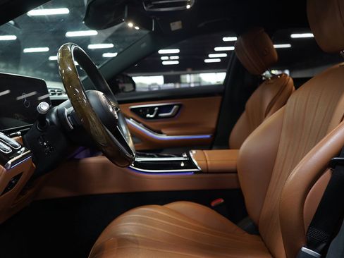 Used 2023 Mercedes-Benz S 580 4MATIC Sedan image 10