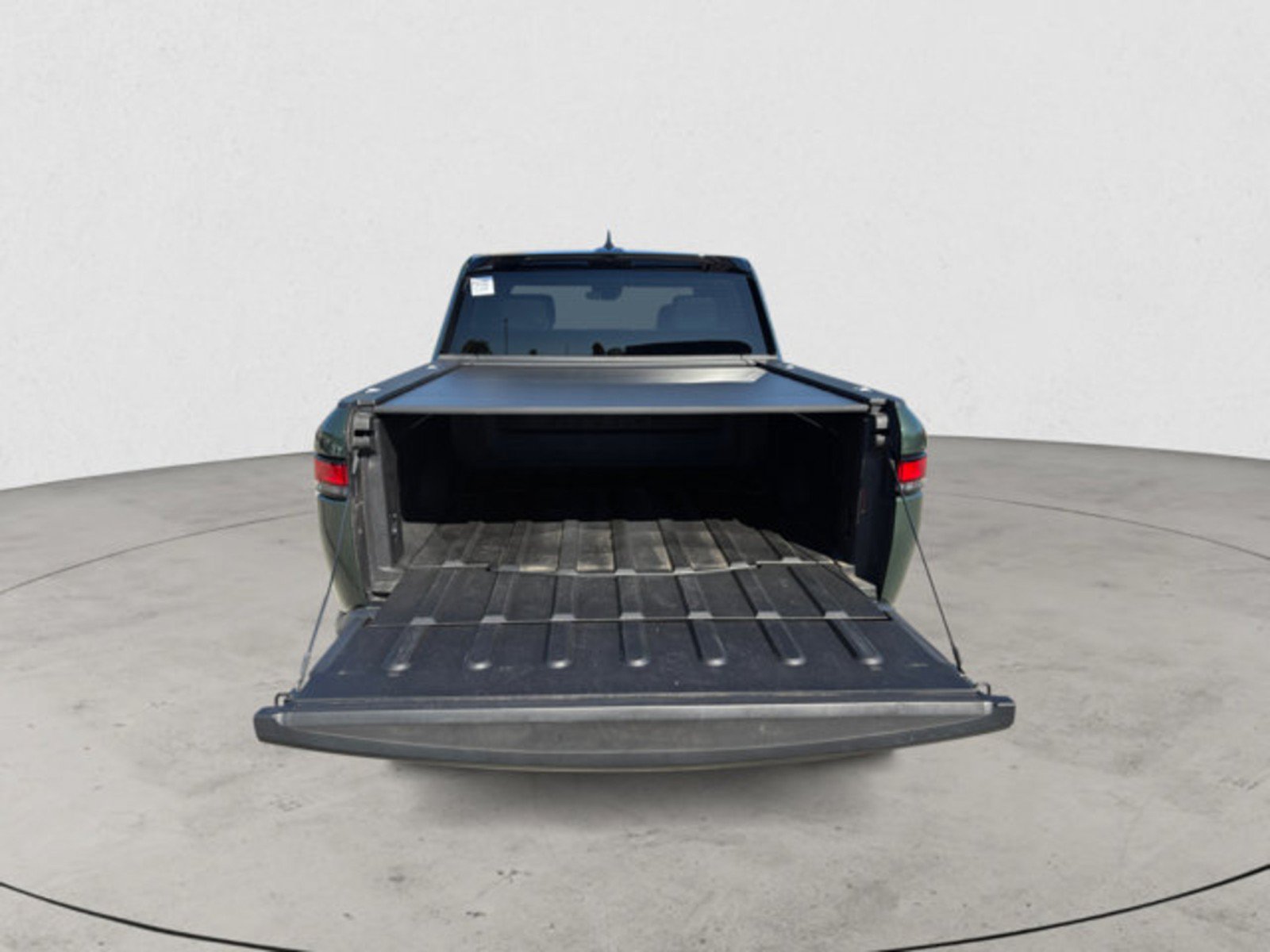 Used 2024 Rivian R1T Adventure Dual AWD/4WD image 19