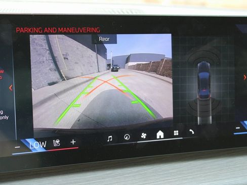 Used 2025 BMW 430i Coupe image 8