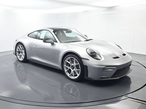 Certified 2026 Porsche 911 GT3 RWD image 17
