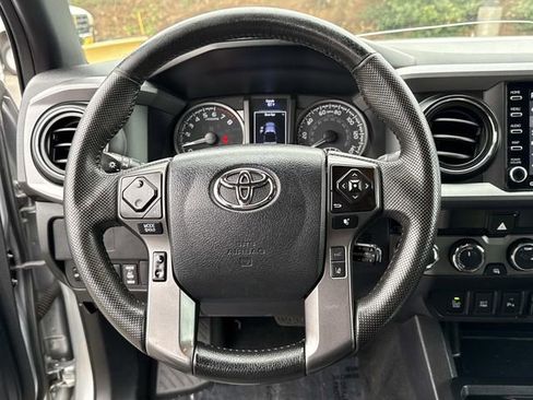 Used 2023 Toyota Tacoma TRD Off-Road w/ Technology Package image 18