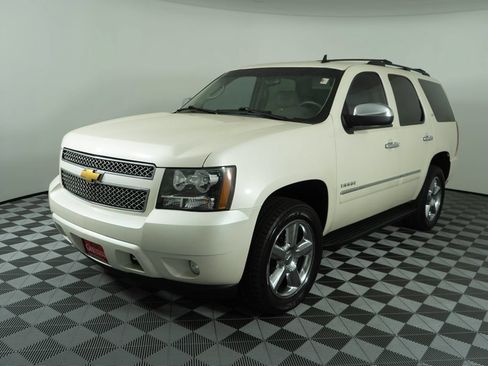 Used 2013 Chevrolet Tahoe LTZ AWD/4WD image 3
