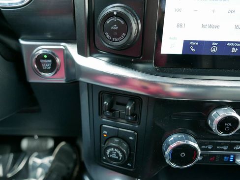 Used 2022 Ford F150 Lariat w/ Equipment Group 502A High AWD/4WD image 19