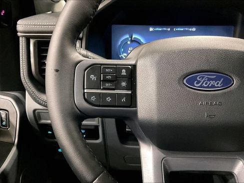 Used 2025 Ford F150 Lightning Flash AWD/4WD image 19