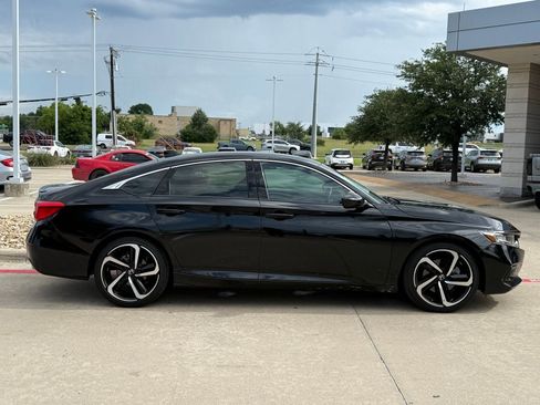 Used 2022 Honda Accord Sport Special Edition image 6