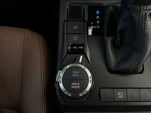 New 2026 Toyota 4Runner Limited image 25