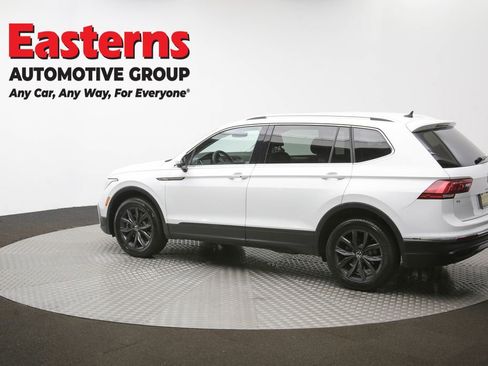 Used 2024 Volkswagen Tiguan SE image 62
