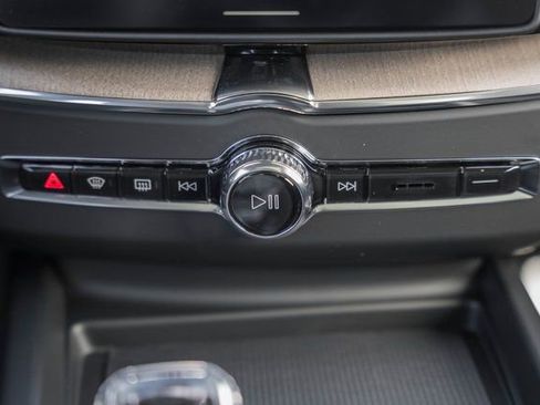 New 2026 Volvo XC60 B5 Plus w/ Protection Package Premier image 23