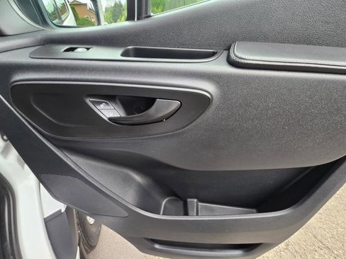 Used 2019 Mercedes-Benz Sprinter 144 image 19