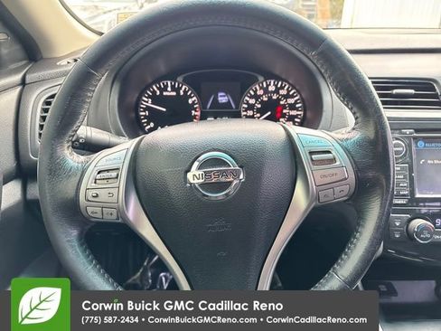 Used 2015 Nissan Altima 2.5 SV w/ Convenience Package image 15