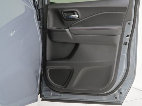 New 2026 Honda Ridgeline Black Edition image 36