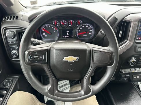 Used 2021 Chevrolet Silverado 1500 Custom image 2