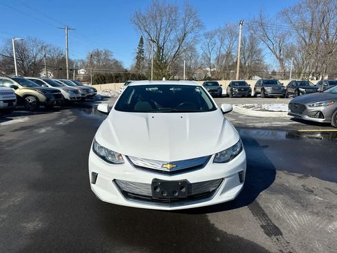 Used 2017 Chevrolet Volt LT image 16