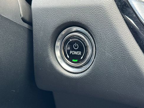 Used 2024 Cadillac Lyriq Sport AWD/4WD image 30