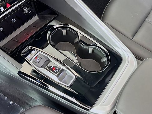 New 2025 Audi Q5 Premium Plus image 15