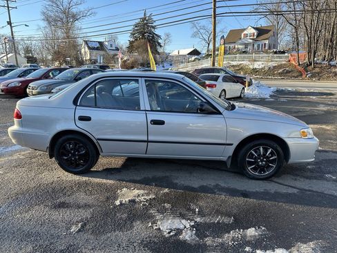 Used 2002 Toyota Corolla LE image 4