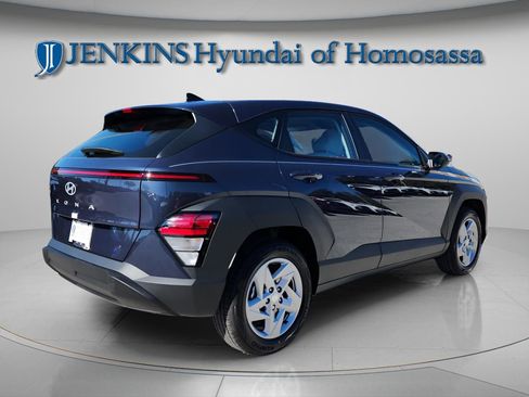 New 2026 Hyundai Kona SE image 4