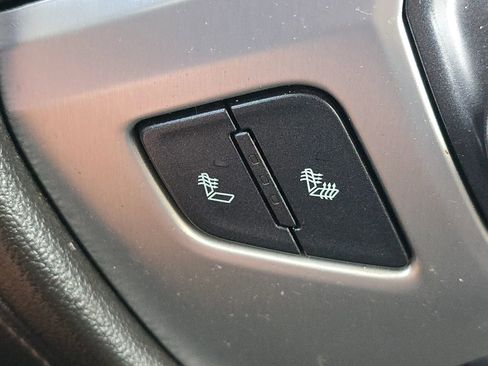 Used 2018 GMC Sierra 1500 SLT w/ SLT Premium Package image 26