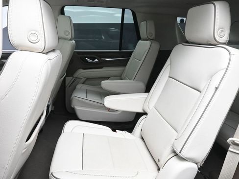 Used 2021 GMC Yukon Denali w/ LPO, Illumination Package image 34