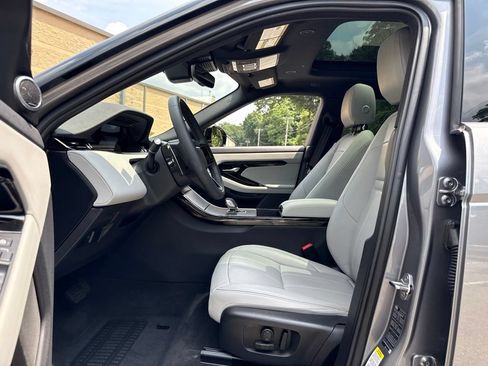 Certified 2026 Land Rover Range Rover Evoque S AWD/4WD image 14