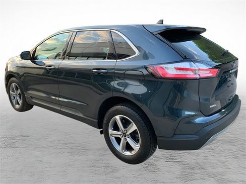 Used 2024 Ford Edge SEL w/ Convenience Package AWD/4WD image 4