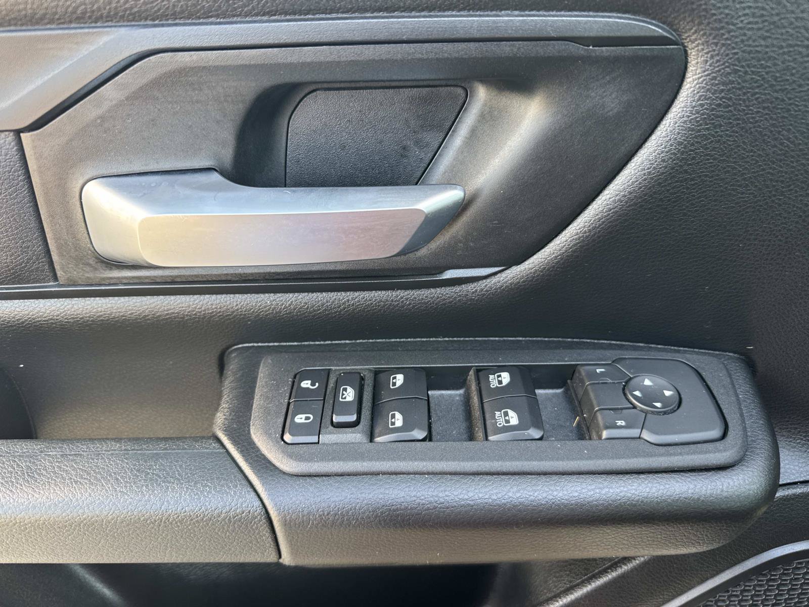 Used 2025 RAM 1500 Tradesman AWD/4WD image 19